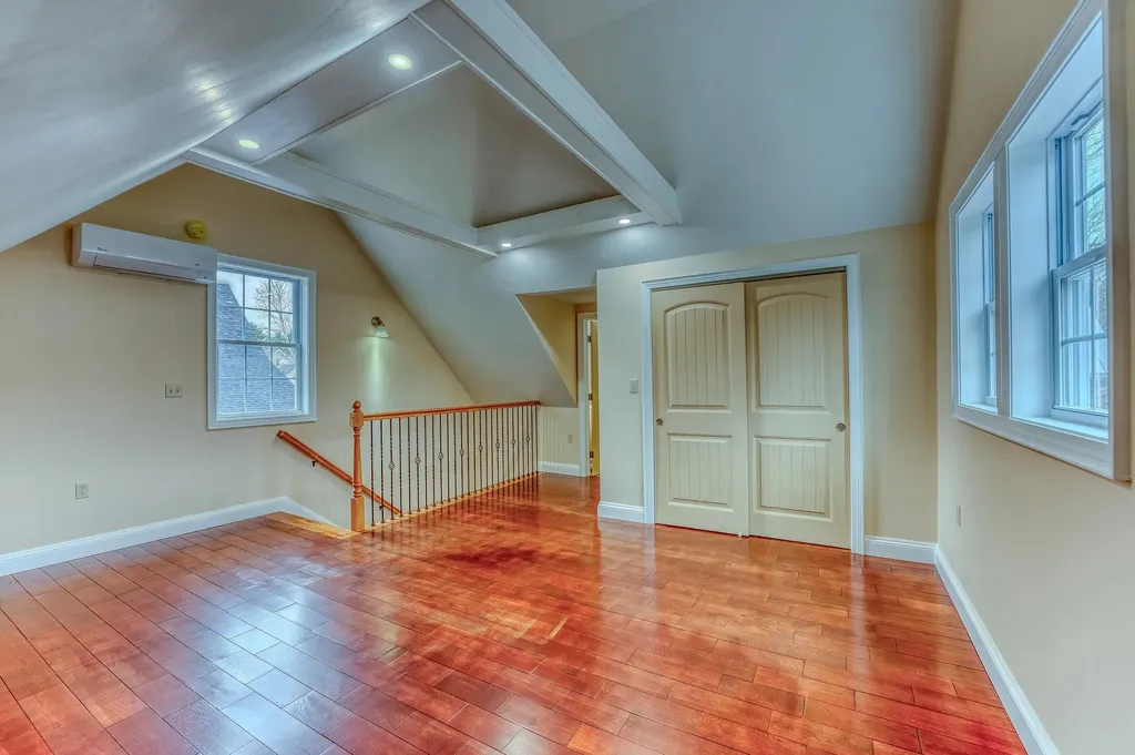 35 Mad River Road Campton NH 03223