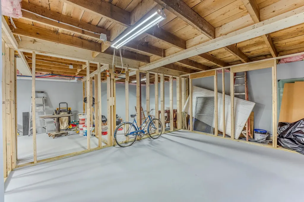 35 Mad River Road Campton NH 03223