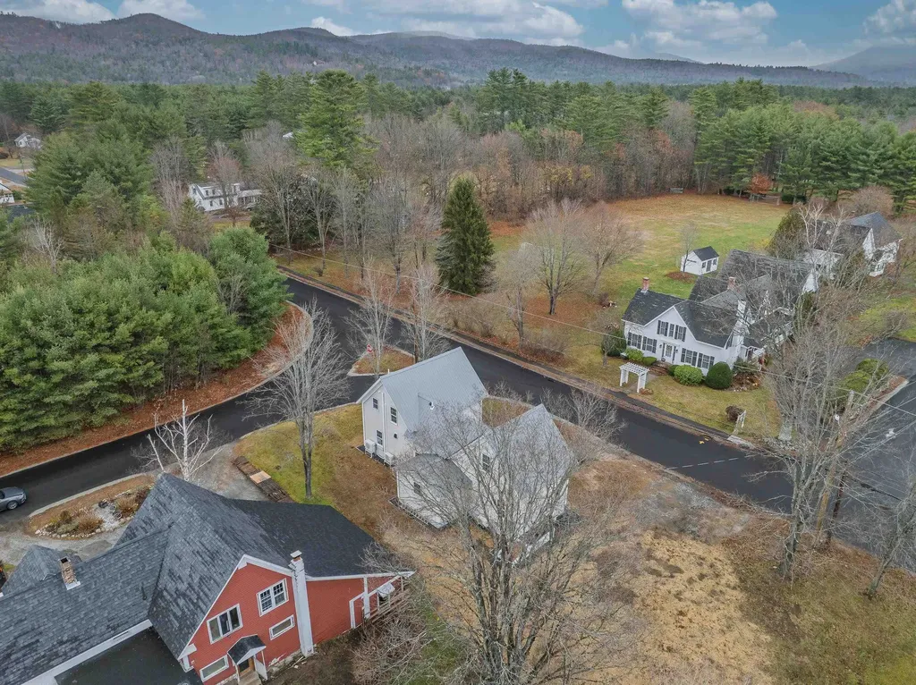 35 Mad River Road Campton NH 03223