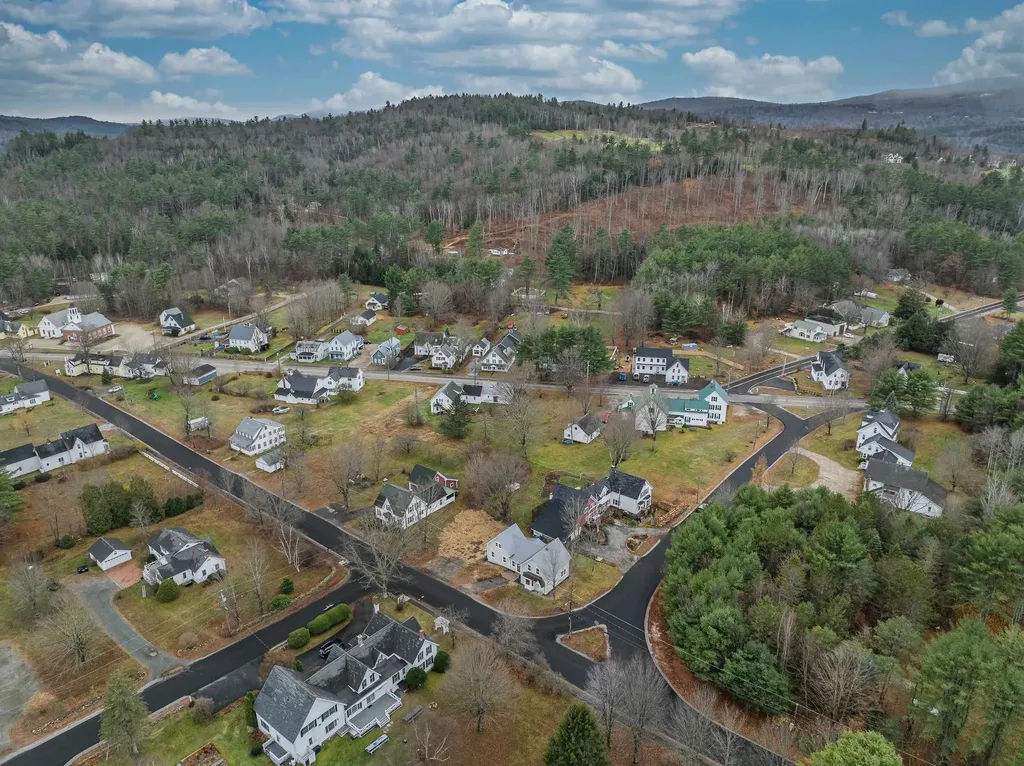 35 Mad River Road Campton NH 03223