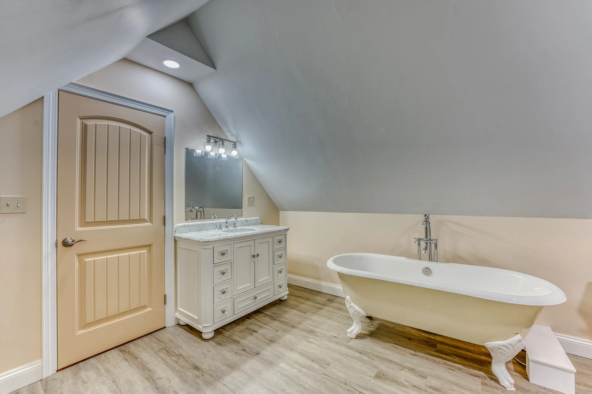 35 Mad River Road Campton NH 03223