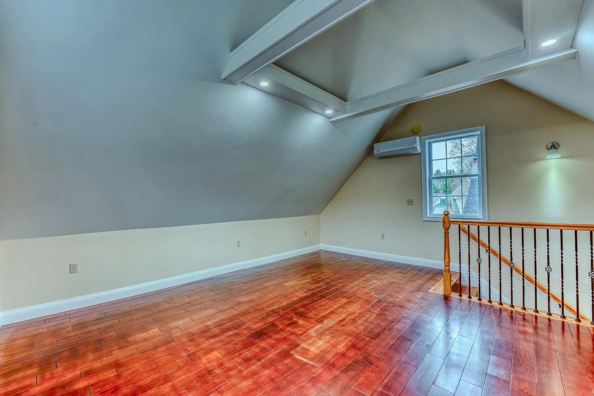 35 Mad River Road Campton NH 03223