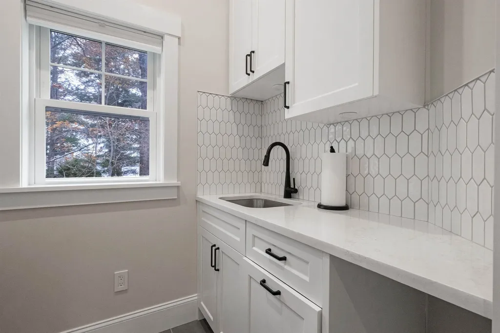 22 Tiger Trail Meredith NH 03253