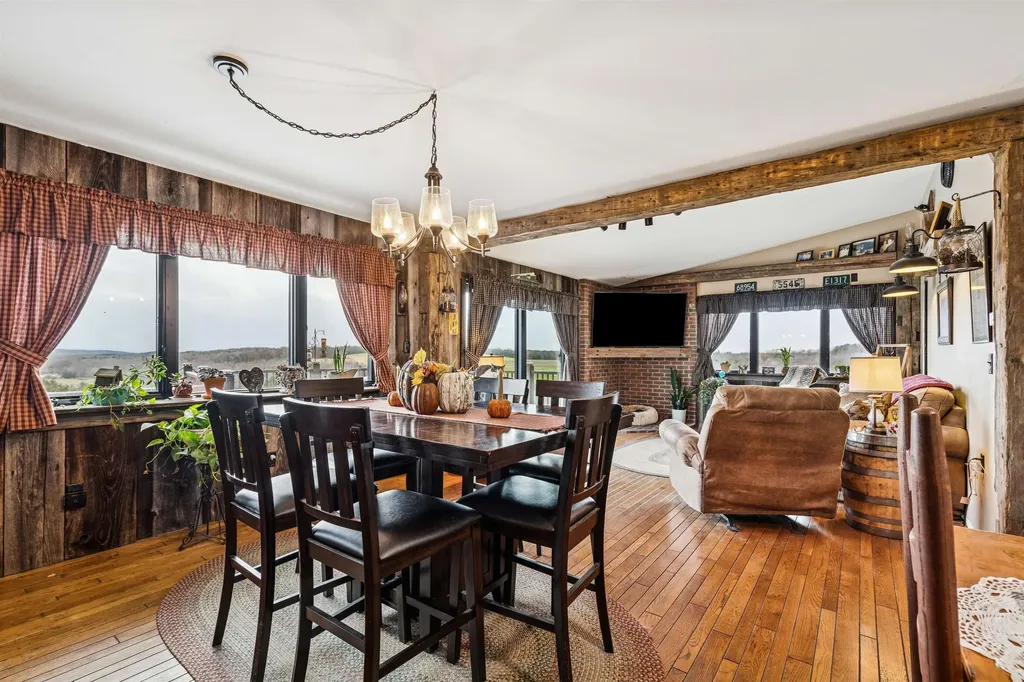 867 East Bethel Road Randolph VT 05061