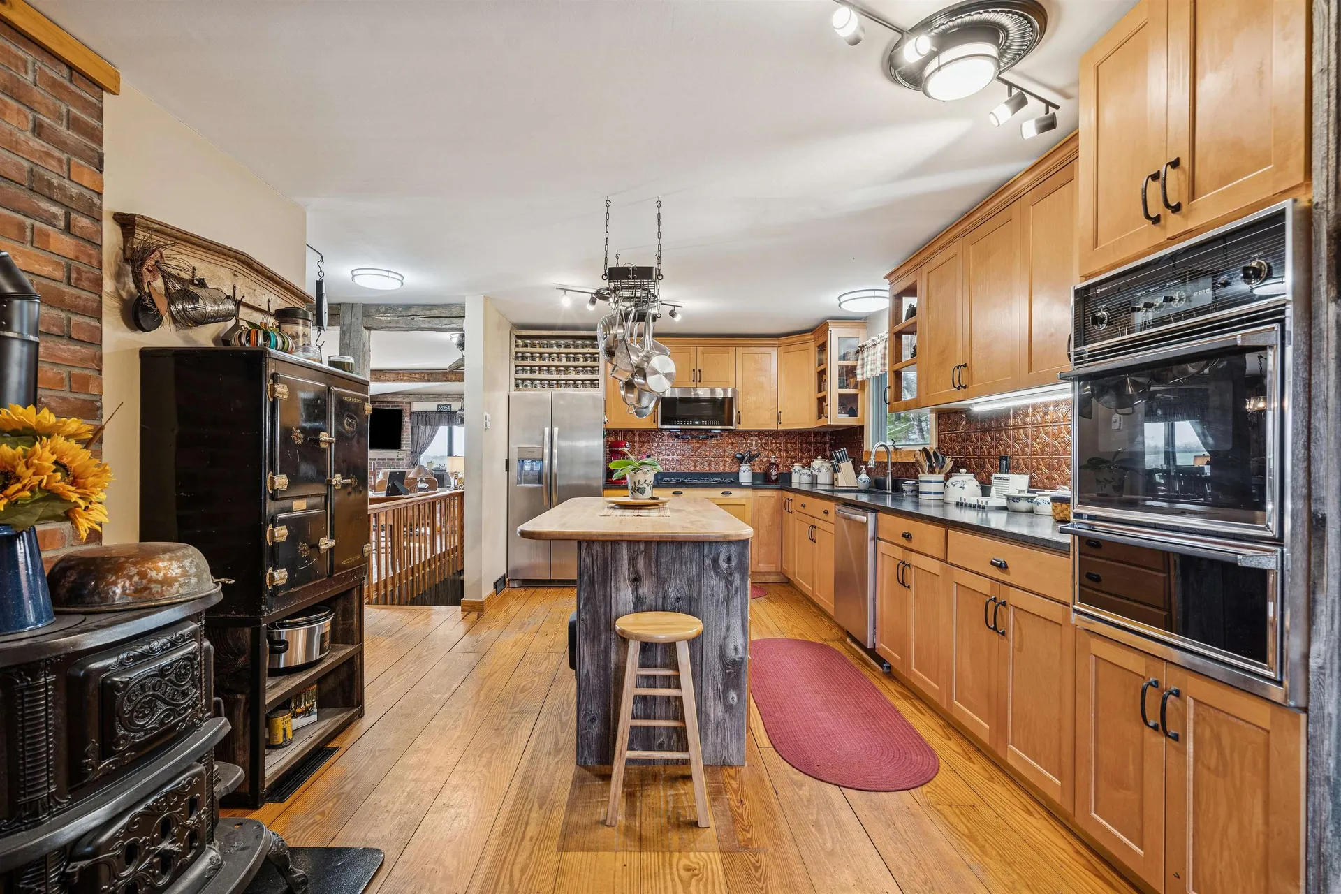 867 East Bethel Road Randolph VT 05061