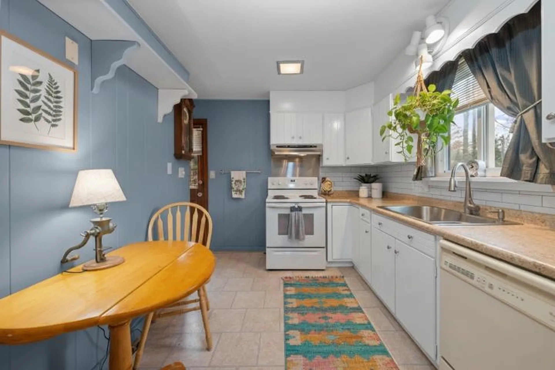 14 Heritage Hill Road Holderness NH 03245