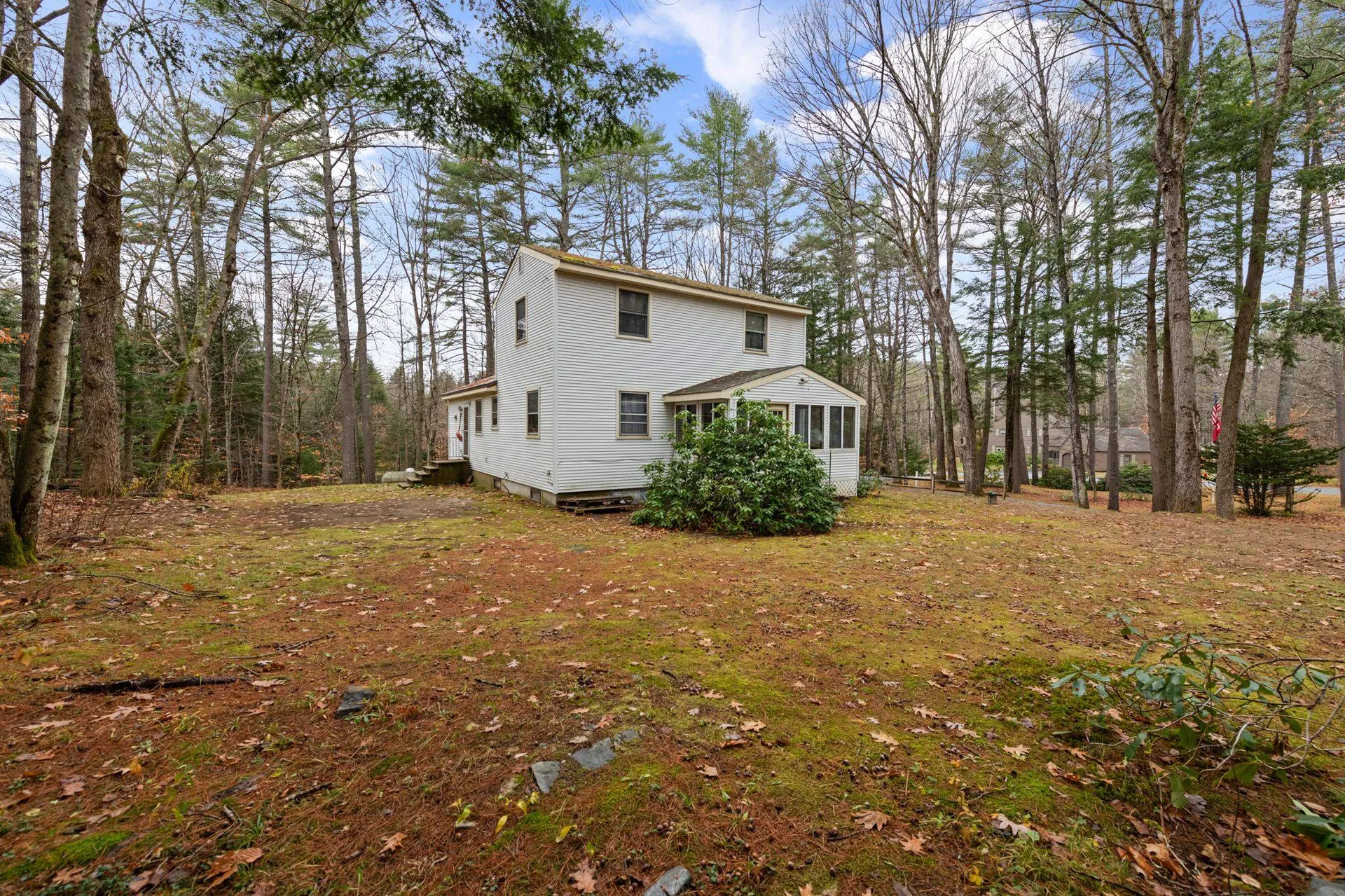 14 Heritage Hill Road Holderness NH 03245