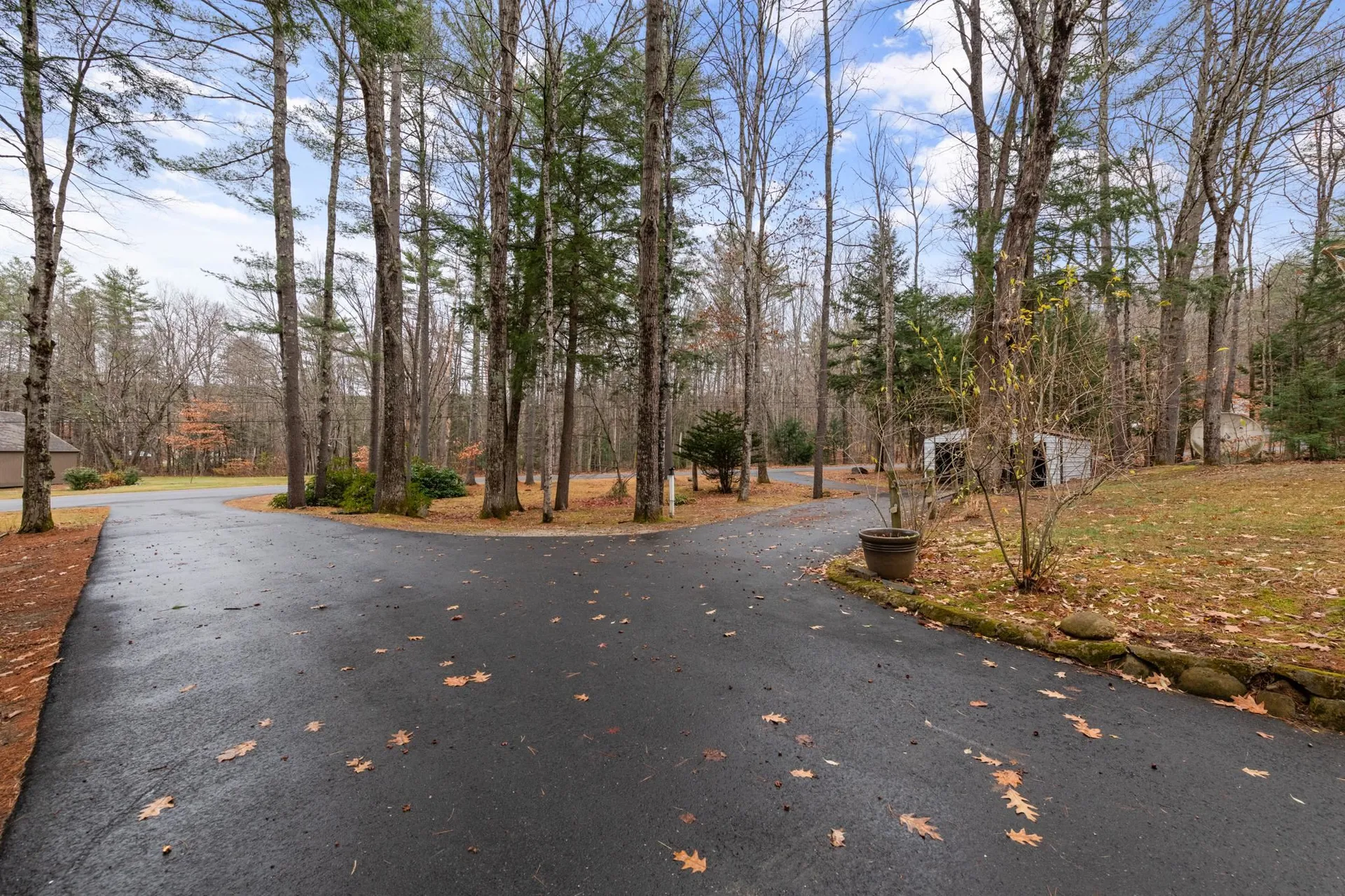 14 Heritage Hill Road Holderness NH 03245