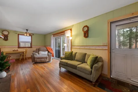 14 Heritage Hill Road Holderness NH 03245