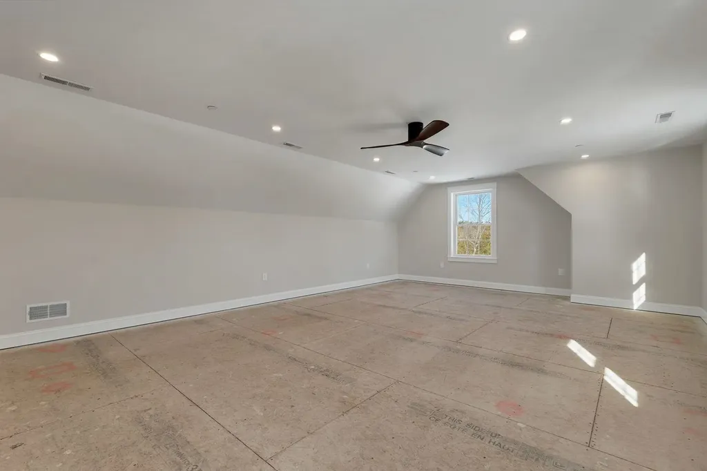 42 Westover Lane Bow NH 03304