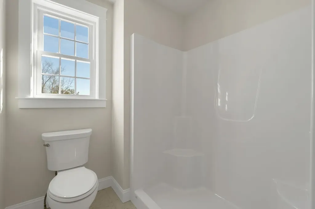 42 Westover Lane Bow NH 03304