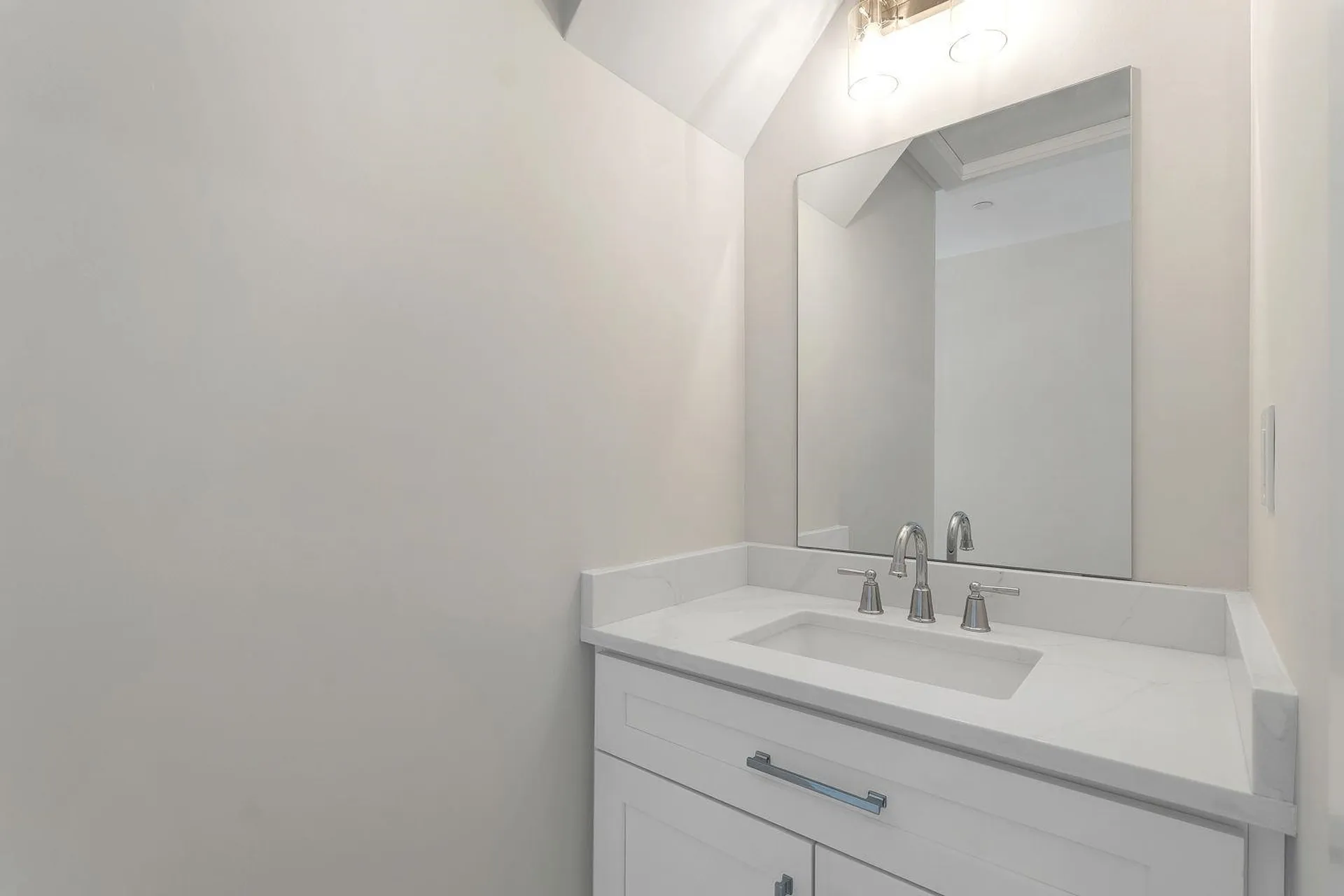 42 Westover Lane Bow NH 03304