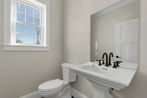 42 Westover Lane Bow NH 03304