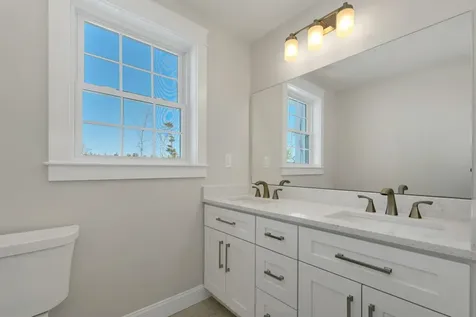 42 Westover Lane Bow NH 03304