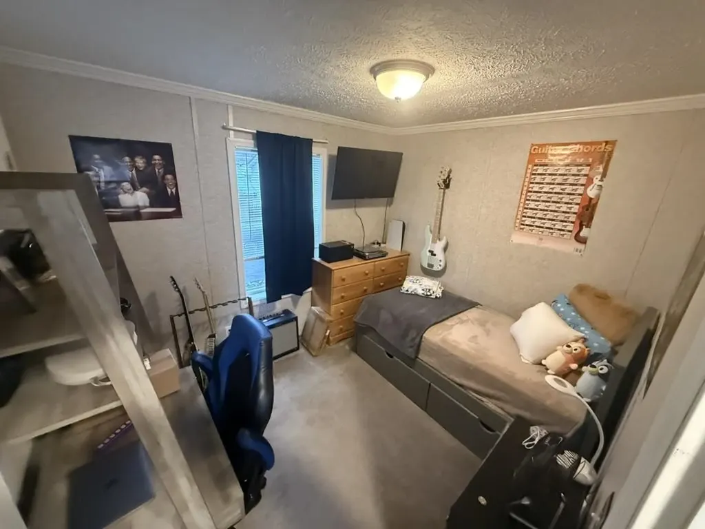 30 Hill Top Circle Richmond VT 05477