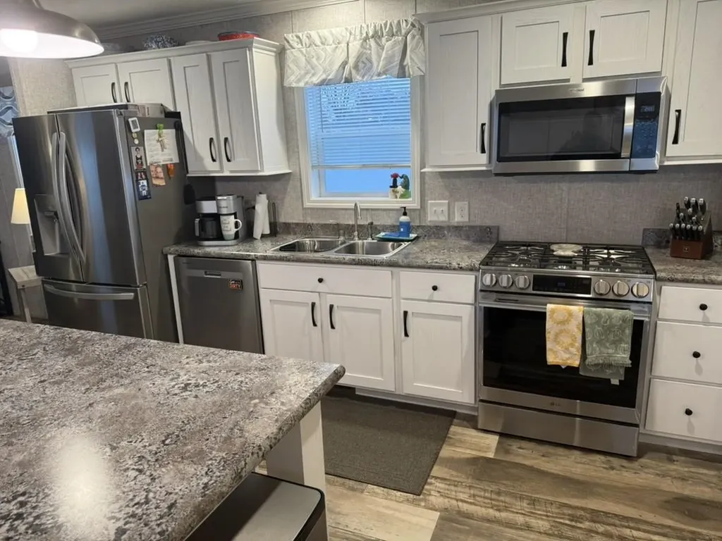 30 Hill Top Circle Richmond VT 05477