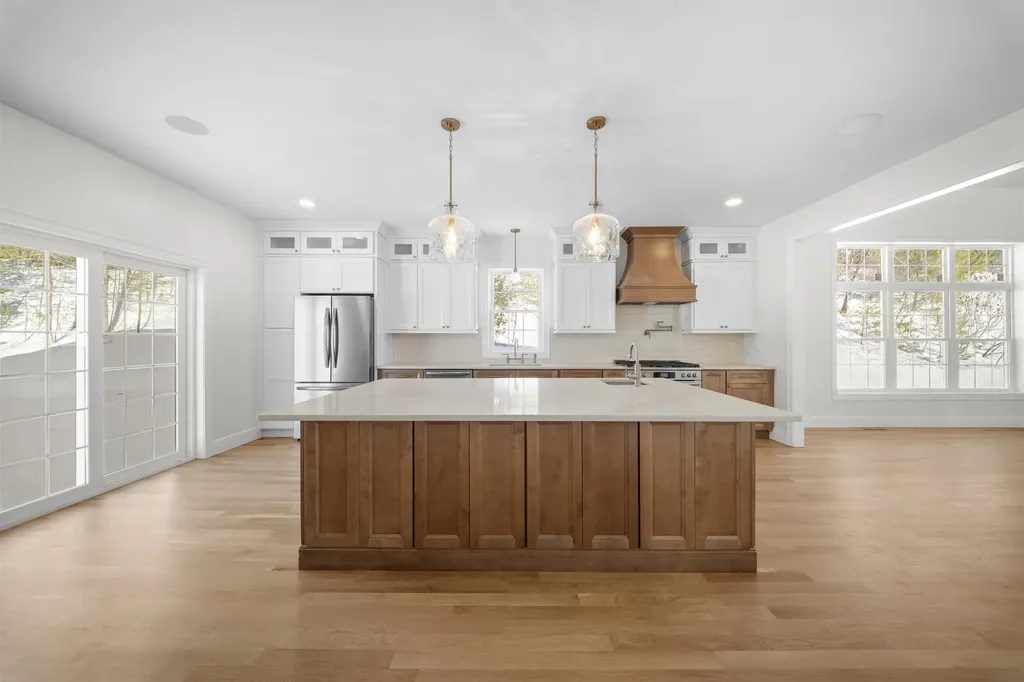 17 Rising Ridge Road Campton NH 03223