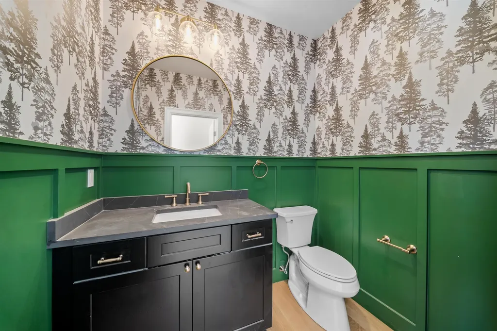 17 Rising Ridge Road Campton NH 03223