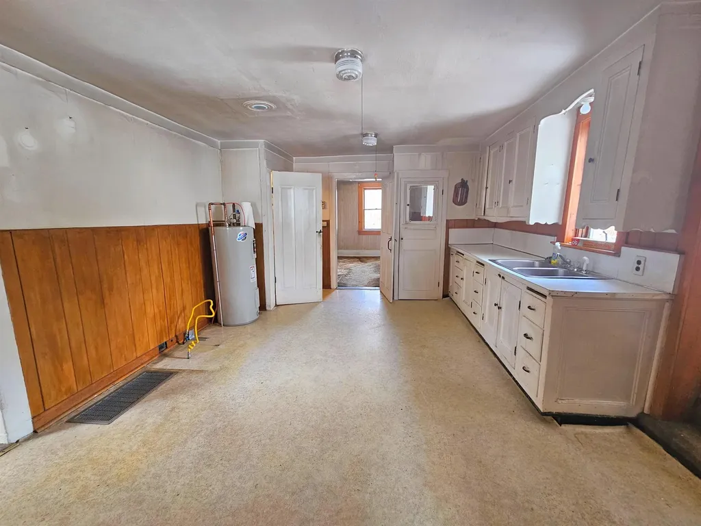 113 Marsh Road Norton VT 05907