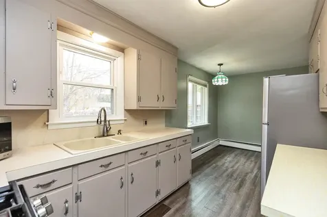 122 Patterson Street Manchester NH 03102