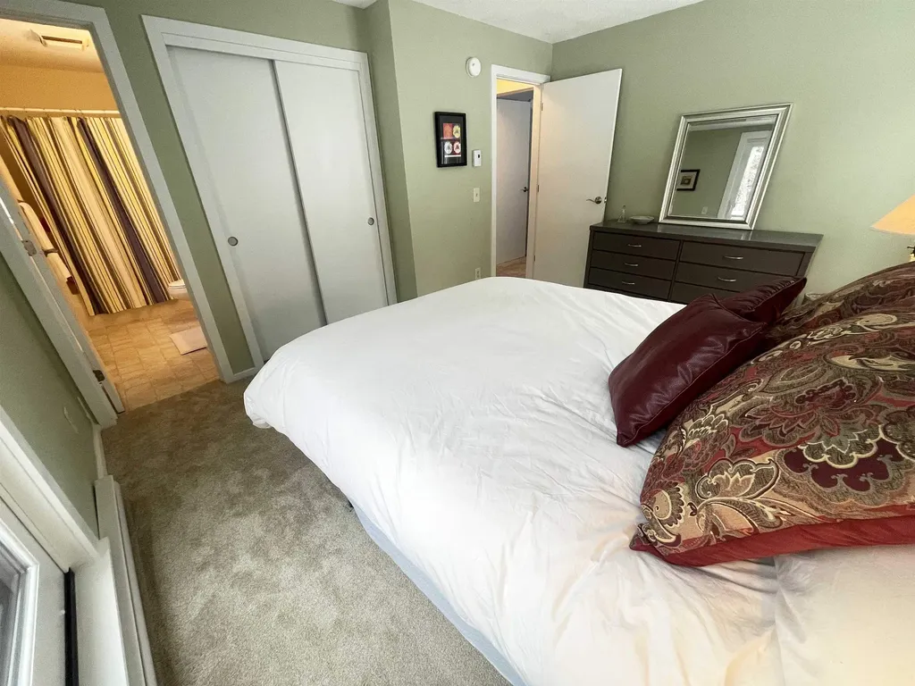 87 Snowside Drive Fayston VT 05673