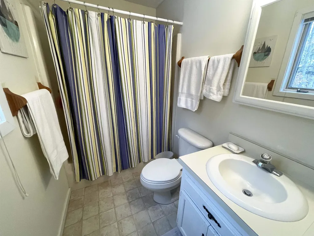 87 Snowside Drive Fayston VT 05673