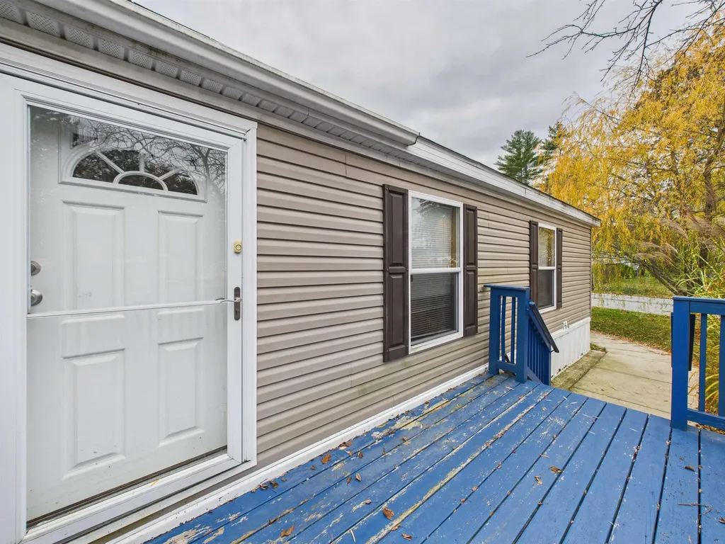 11 Nut Hatch Lane Keene NH 03431