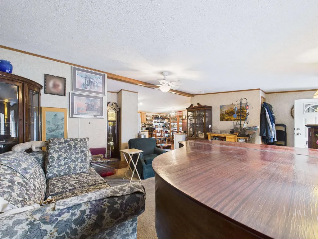 11 Nut Hatch Lane Keene NH 03431