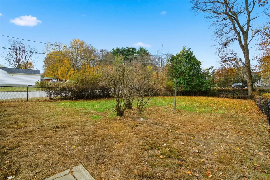 63 Maynard Avenue Manchester NH 03103