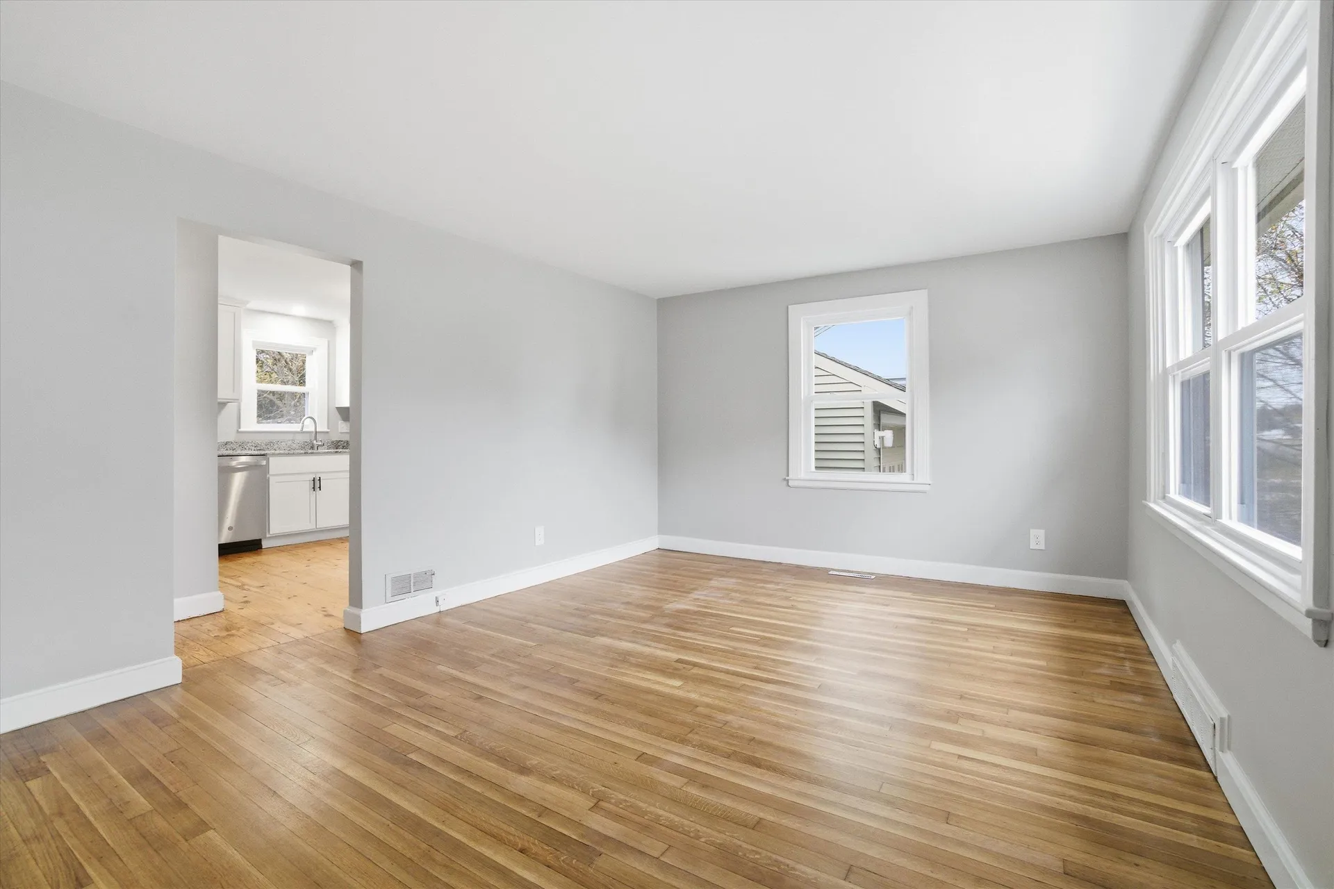 63 Maynard Avenue Manchester NH 03103