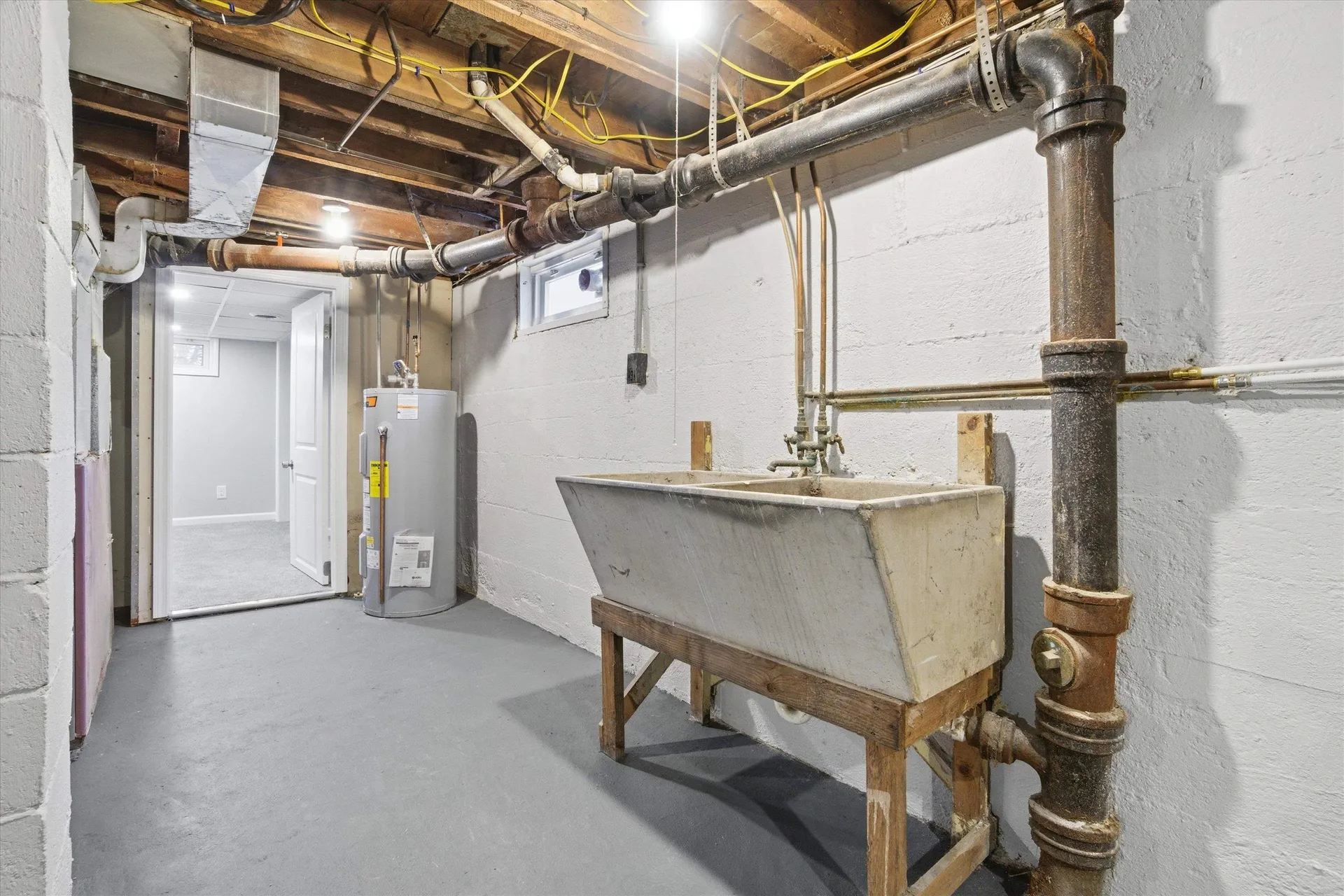 63 Maynard Avenue Manchester NH 03103