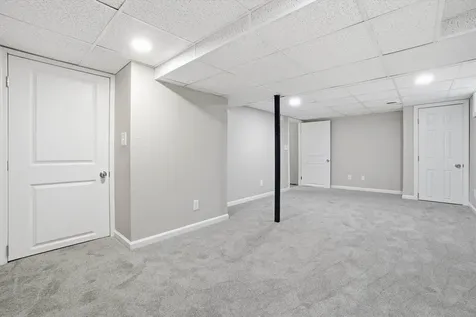 63 Maynard Avenue Manchester NH 03103