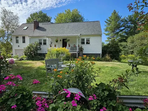 4 Nelson Drive Exeter NH 03833