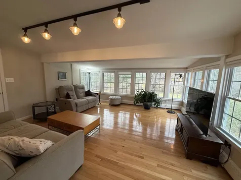 4 Nelson Drive Exeter NH 03833