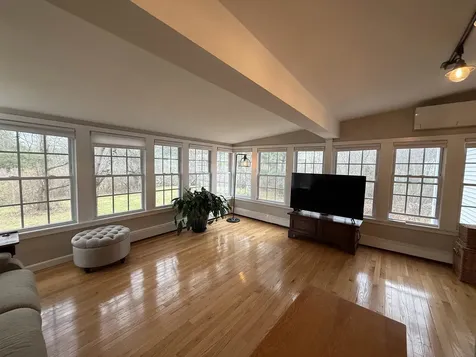 4 Nelson Drive Exeter NH 03833