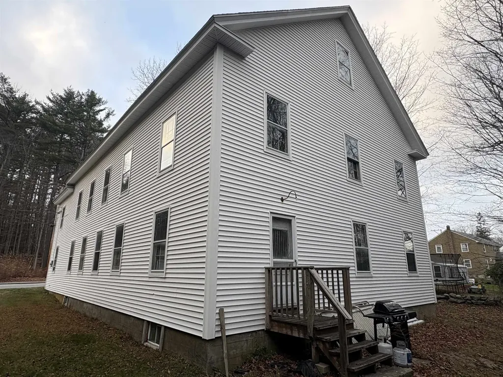 40 Charlonne Street Jaffrey NH 03452