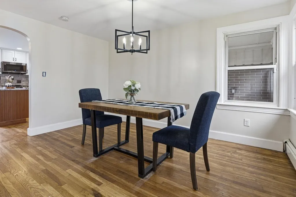 47 Rosedale Avenue Manchester NH 03103