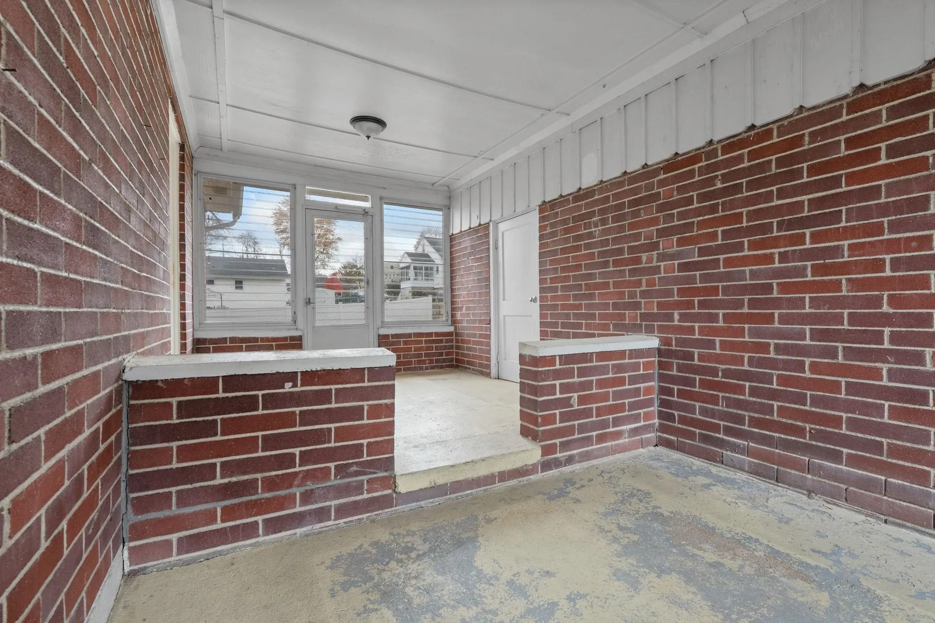 47 Rosedale Avenue Manchester NH 03103