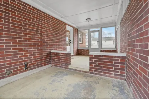 47 Rosedale Avenue Manchester NH 03103