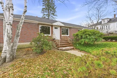 47 Rosedale Avenue Manchester NH 03103