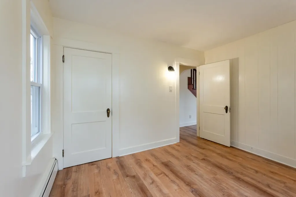 8 Laurel Street Derry NH 03038