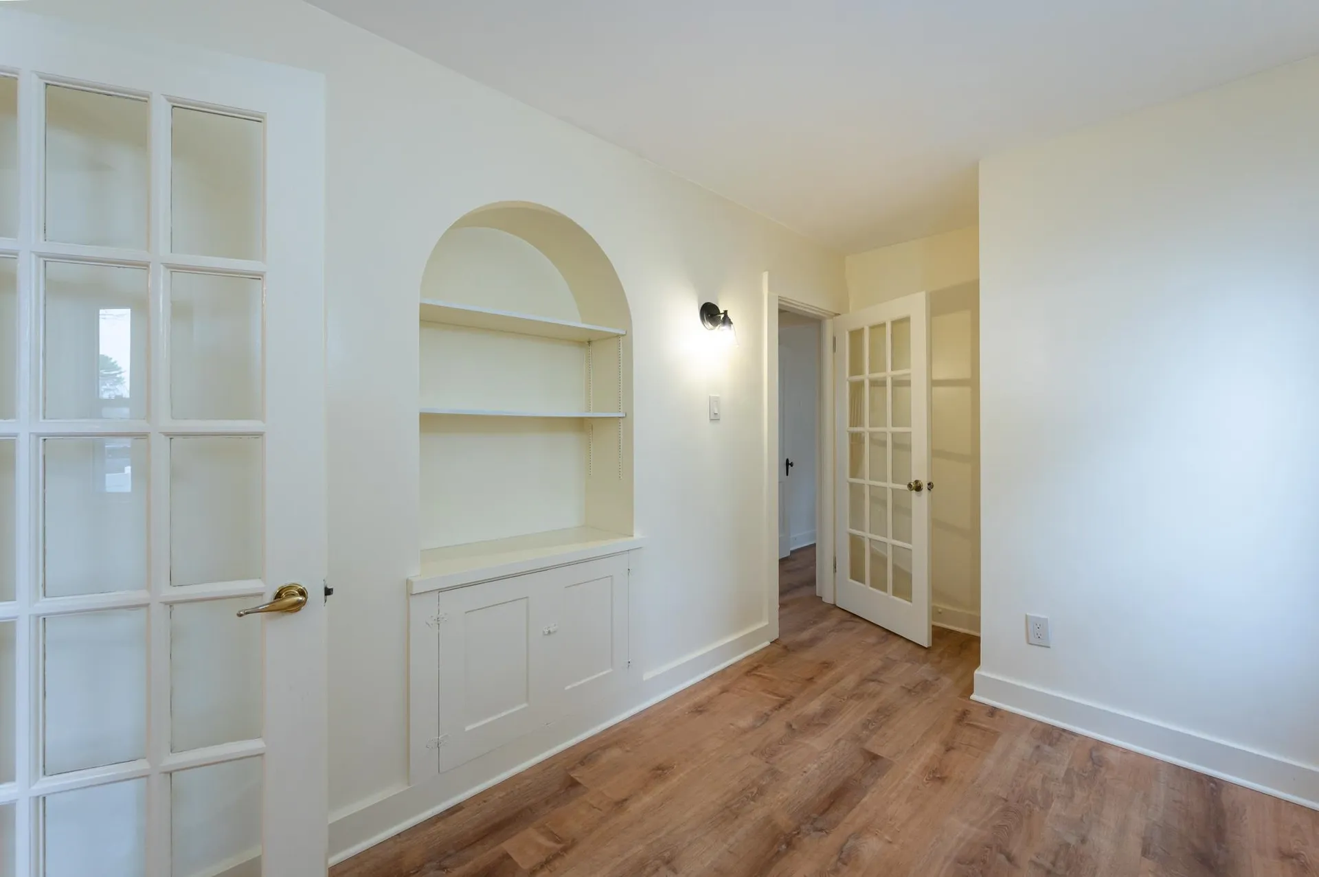 8 Laurel Street Derry NH 03038