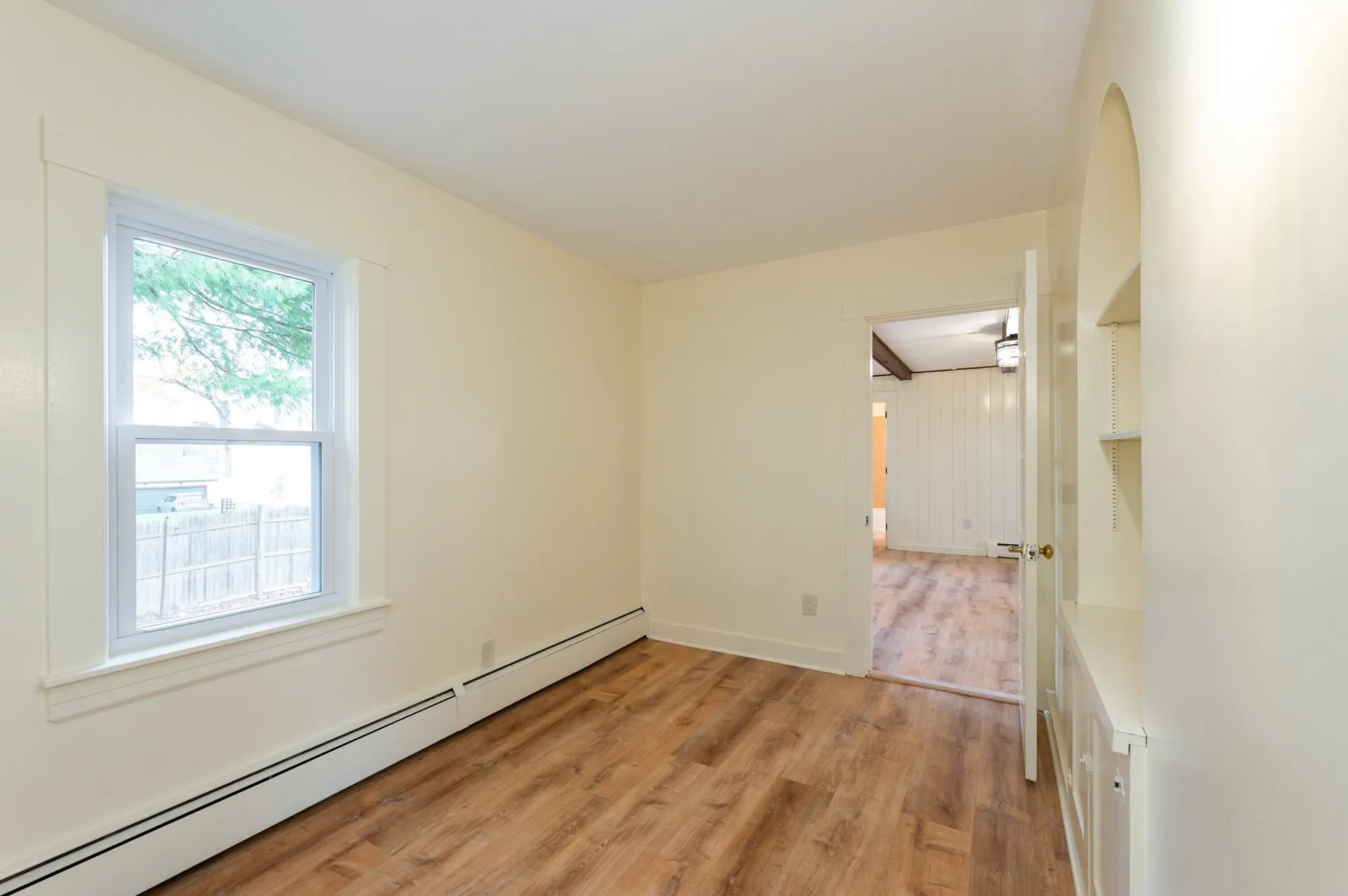 8 Laurel Street Derry NH 03038