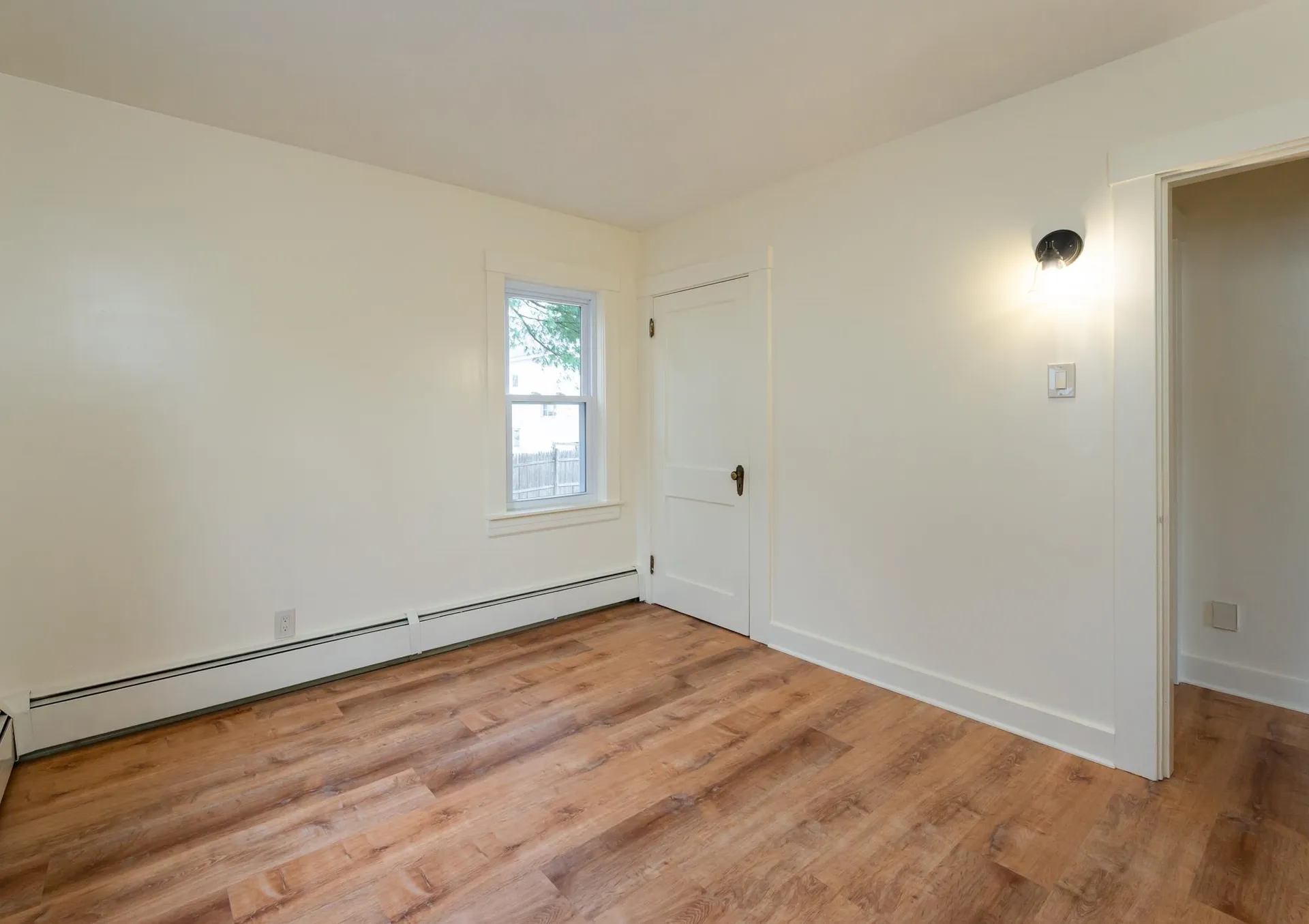 8 Laurel Street Derry NH 03038