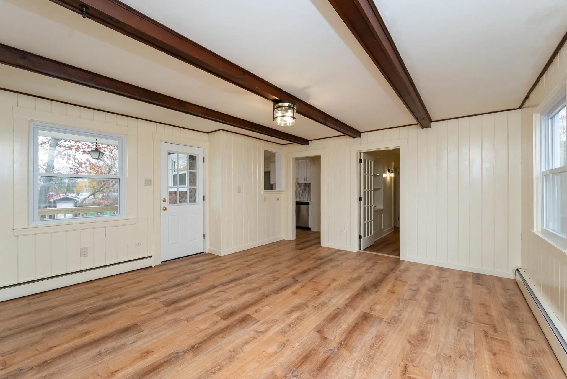 8 Laurel Street Derry NH 03038