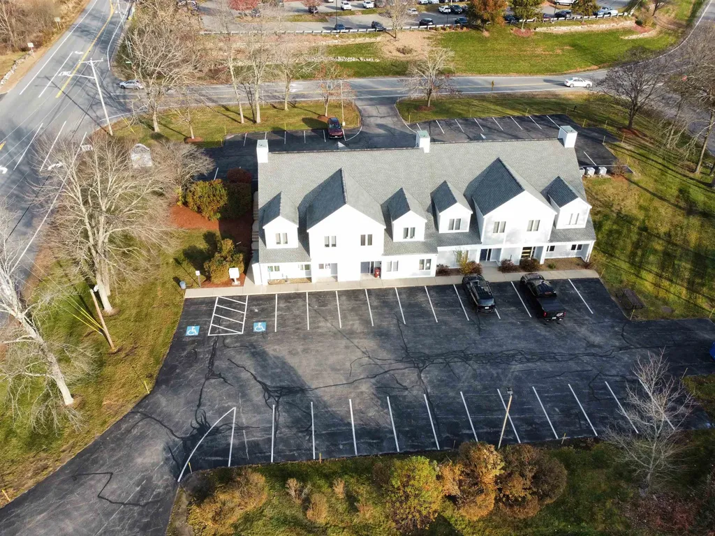 184 Mammoth Road Londonderry NH 03053