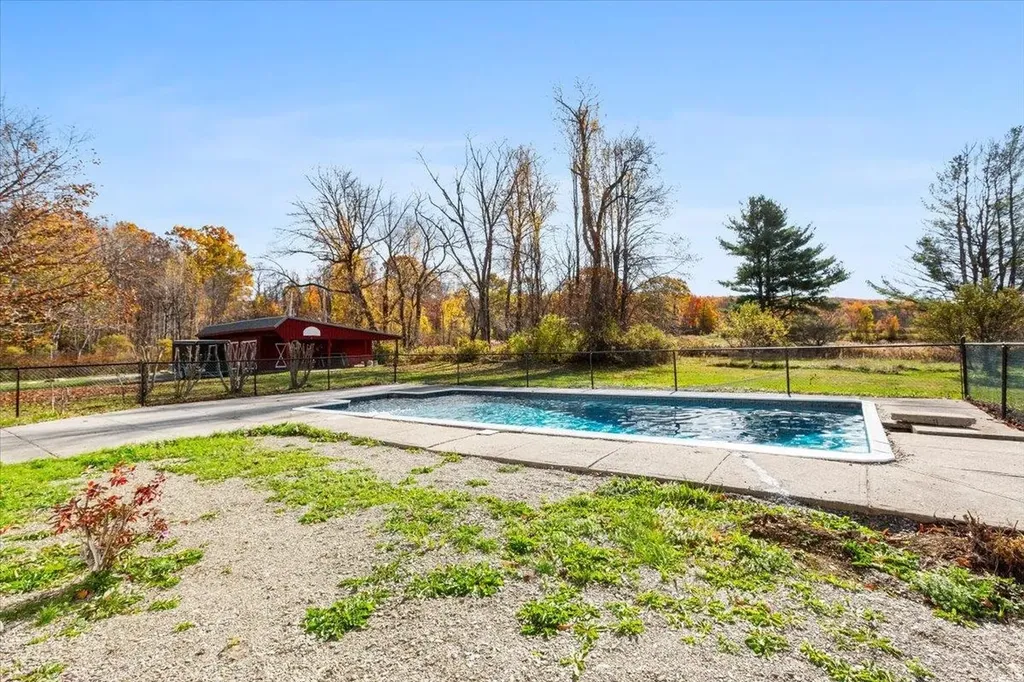 211 Rod And Gun Club Road Shaftsbury VT 05262