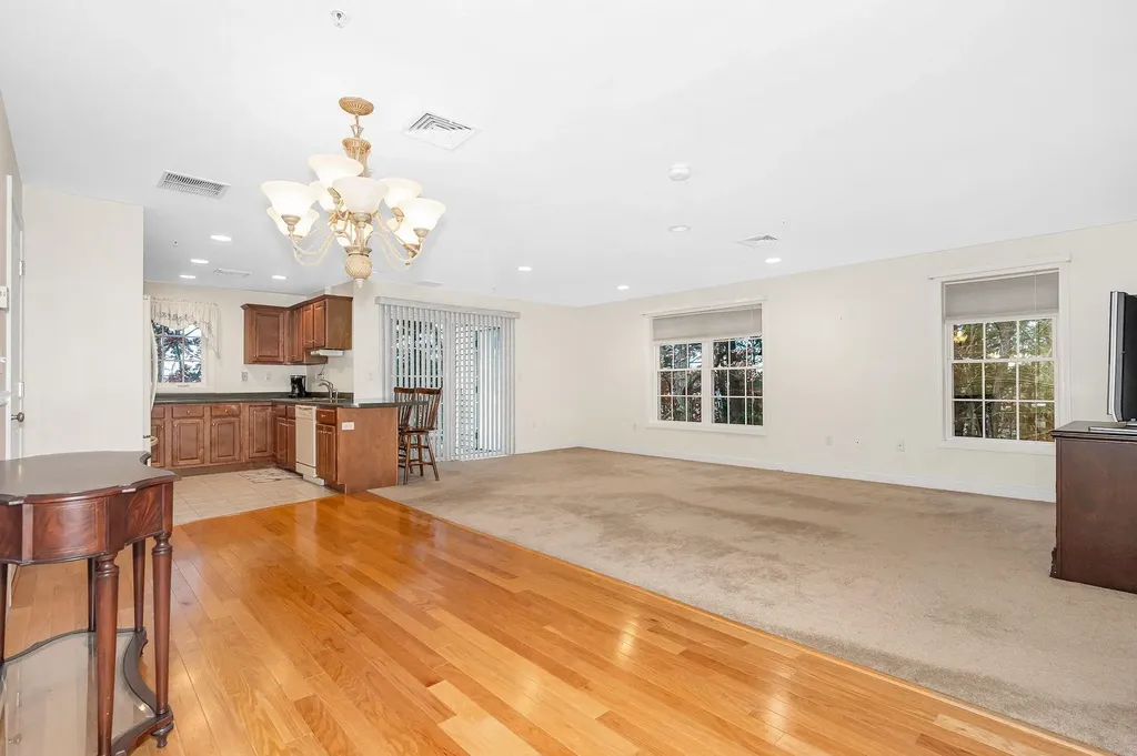 59 Cluff Road Salem NH 03079