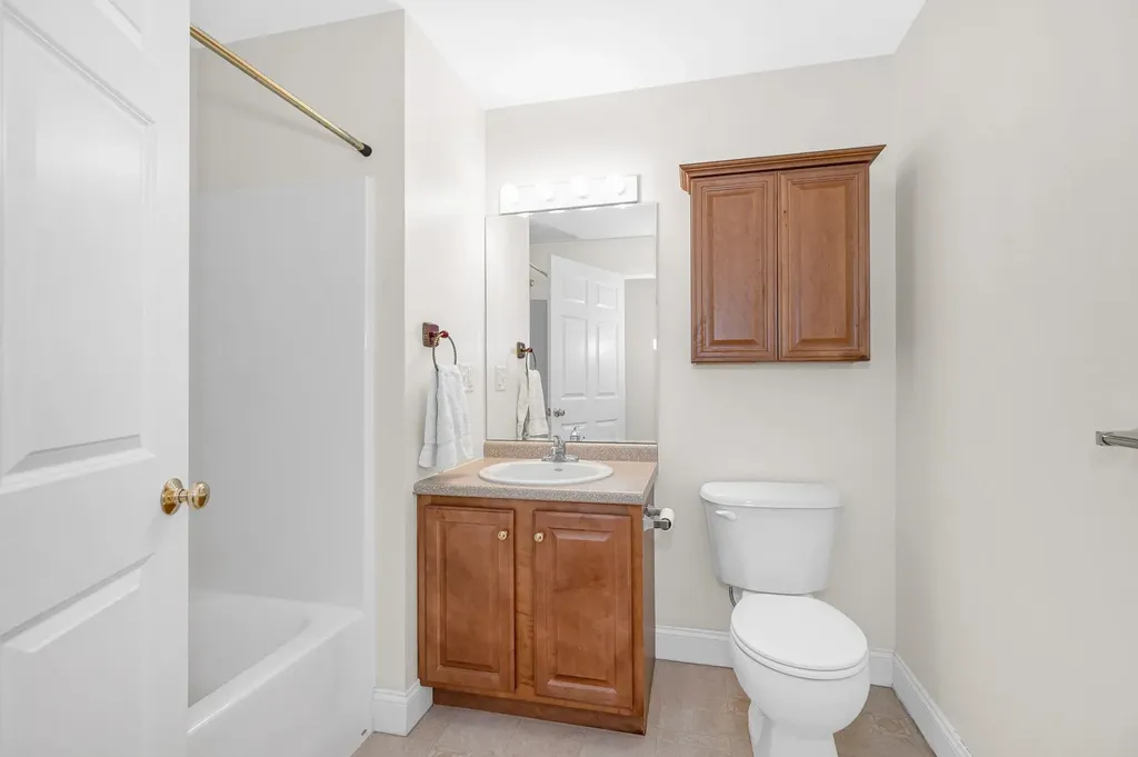 59 Cluff Road Salem NH 03079