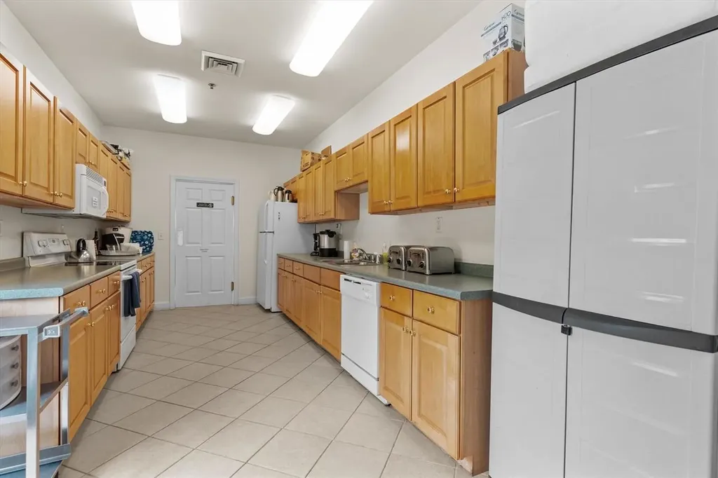 59 Cluff Road Salem NH 03079